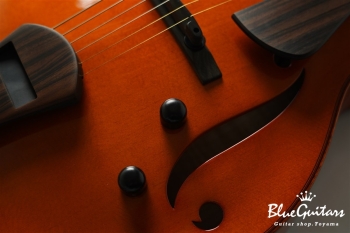 Wagtail 15″ Spruce Top / Figured Maple Side&Back