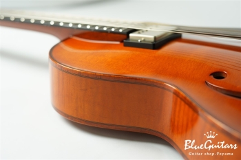 Wagtail 15″ Spruce Top / Figured Maple Side&Back