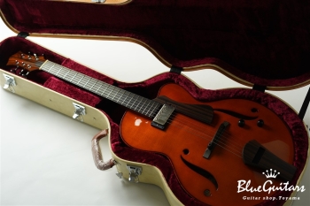 Wagtail 15″ Spruce Top / Figured Maple Side&Back