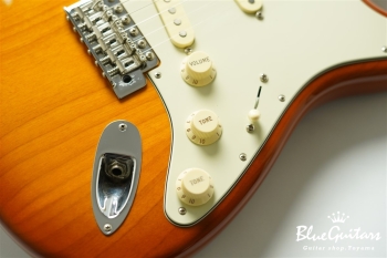 American Performer Stratocaster - Honey Burst