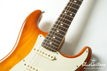 American Performer Stratocaster - Honey Burst
