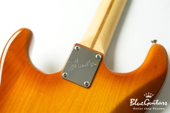 American Performer Stratocaster - Honey Burst