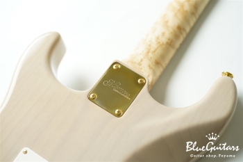 MC-Premium/BEM #18209 - BL/WH-B