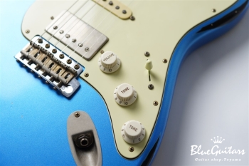 XSC-AH - Lake Placid Blue over 3TB Super Heavy Aged / Roasted Flame Maple 1p Flat Sawn 4A+ #3660