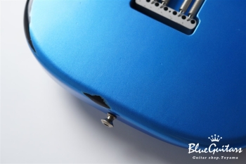 XSC-AH - Lake Placid Blue over 3TB Super Heavy Aged / Roasted Flame Maple 1p Flat Sawn 4A+ #3660