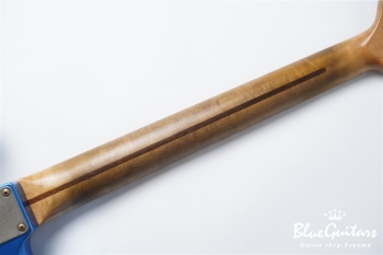 XSC-AH - Lake Placid Blue over 3TB Super Heavy Aged / Roasted Flame Maple 1p Flat Sawn 4A+ #3660