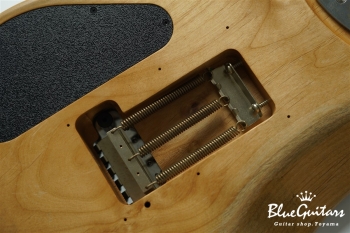 4N -Nuno Bettencourt Signature-