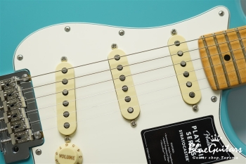 Player II Stratocaster - Aquatone Blue