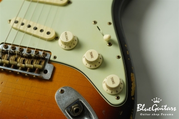 MBS 1961 Stratocaster Relic Masterbuilt by Ron Thorn - Wide Fade 3-Color Sunburst