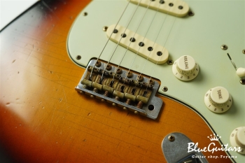 MBS 1961 Stratocaster Relic Masterbuilt by Ron Thorn - Wide Fade 3-Color Sunburst