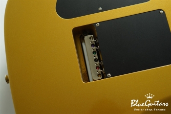 ARENA - Gold Metallic