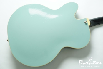 Lester w/ Bigsby - Black Bellied Blue