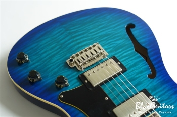 Supreme Collection Trailbreaker Mark-II Tremolo - Transparent Blue Burst #24065