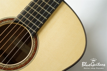 00 12Fret Slotted Headstock - Engelmann Spruce/Figured Tochi