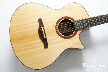 OMC "Tyla" Old Growth German Spruce/Madagascar Rosewood