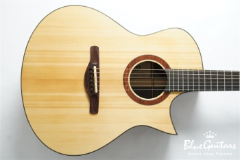 OMC "Tyla" Old Growth German Spruce/Madagascar Rosewood