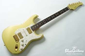 XSC-4 - Shoreline Gold Medium Aged / Alder / Roasted Flame Maple #3560