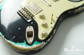 XSC-4 - Black over Sherwood Green Heavy Aged / Alder / RM-R #3561