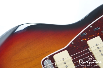 American Professional II Jazzmaster - 3-Color Sunburst