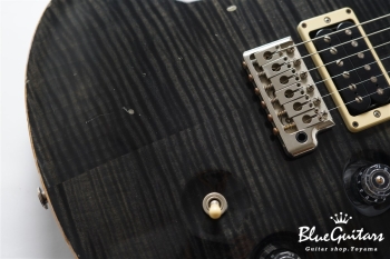 Custom 24 - Gray Black