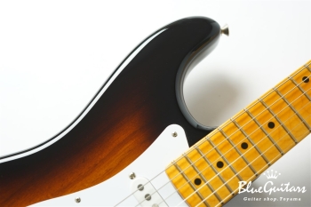 70th Anniversary American Vintage II 1954 Stratocaster - 2-Color Sunburst