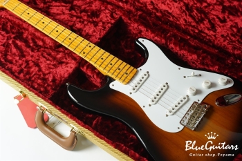 70th Anniversary American Vintage II 1954 Stratocaster - 2-Color Sunburst