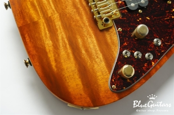 Drop Top Classic - Figured Koa Top, Honey Shaded Edge with Binding