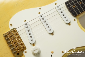 g7-ST/R Lightly Aged - Vintage White