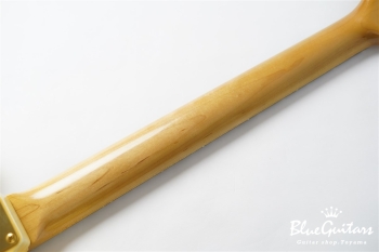 g7-ST/R Lightly Aged - Vintage White