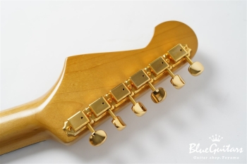 g7-ST/R Lightly Aged - Vintage White