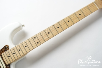 Model S. Glassy #118 - Pearl White / Pickguard Shaped by stone-D eyewear (2000s Cellulose Acetate/Made in SABAE,FUKUI)