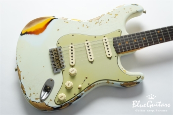 1961 Stratocaster Heavy Relic - Super Faded Aged Sonic Blue over 3-Tone Sunburst