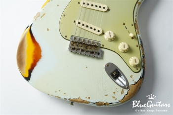1961 Stratocaster Heavy Relic - Super Faded Aged Sonic Blue over 3-Tone Sunburst