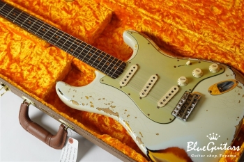 1961 Stratocaster Heavy Relic - Super Faded Aged Sonic Blue over 3-Tone Sunburst
