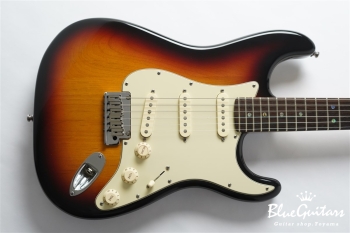 50th Anniversary American Deluxe Stratocaster - 3-Color Sunburst