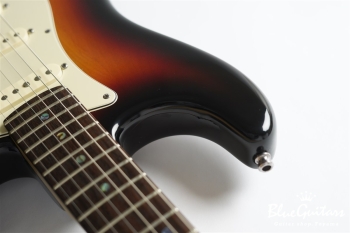 50th Anniversary American Deluxe Stratocaster - 3-Color Sunburst