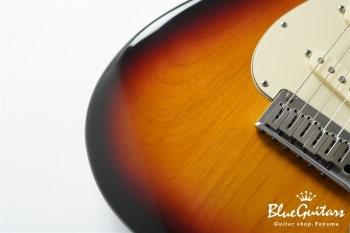 50th Anniversary American Deluxe Stratocaster - 3-Color Sunburst