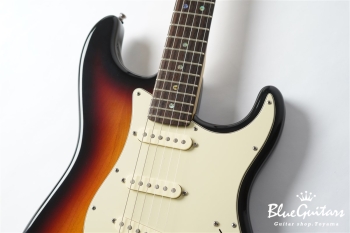 50th Anniversary American Deluxe Stratocaster - 3-Color Sunburst
