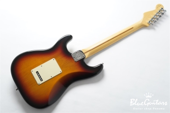 50th Anniversary American Deluxe Stratocaster - 3-Color Sunburst