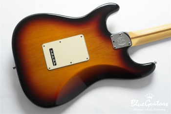 50th Anniversary American Deluxe Stratocaster - 3-Color Sunburst