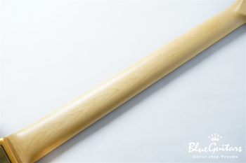 Vibe Standard-5 #196 - Glamorous gold