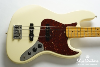 American Professional II Jazz Bass - Olympic White