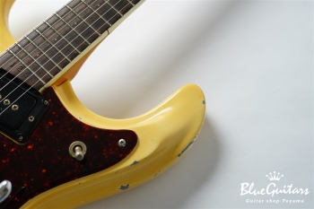 USA The Ventures Model 1970s Reissue - White