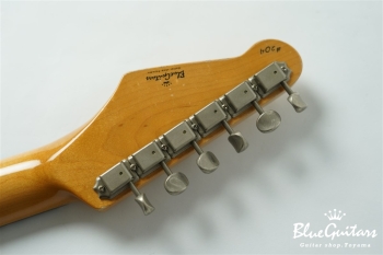 IRIS #204 Medium Aged - Burgundy Mist Metallic with Copper Red