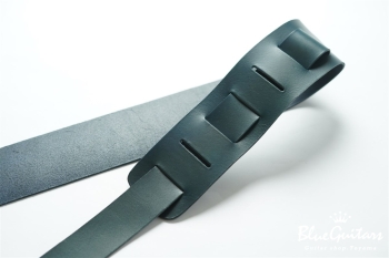 Plain Leather Wide - Blue & Round Studs / Silver