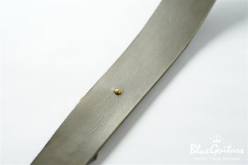 Plain Leather -Olive & Round Studs  / Gold