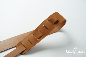 Plain Leather - Camel & Round Studs / Gold