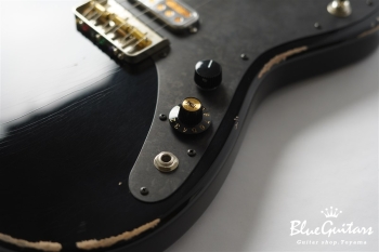 IRIS #215 Medium Aged - Black with Black