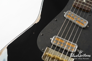 IRIS #215 Medium Aged - Black with Black