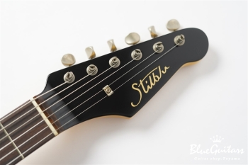 IRIS #215 Medium Aged - Black with Black